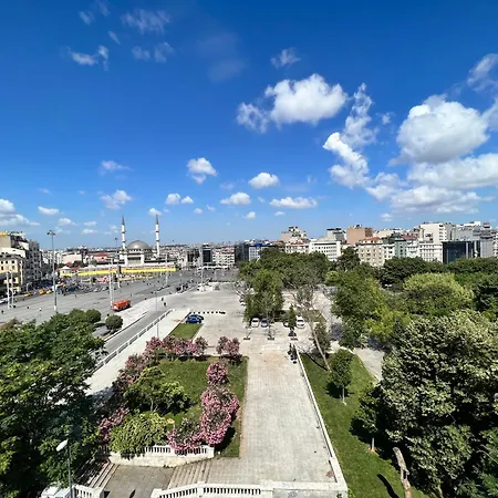 Unbeatable View, Cozy Penthouse With Terrace In Taksim Square Κωνσταντινούπολη