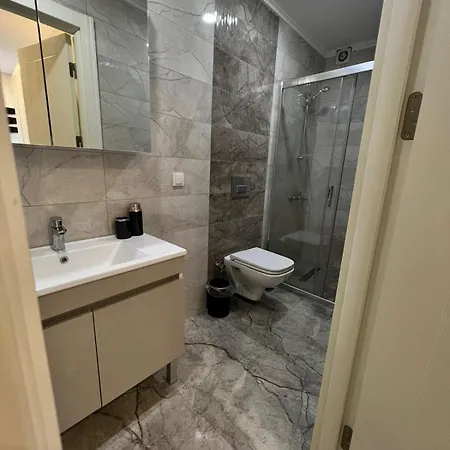Wonder Homes - Cozy Penthouse, Terrace, Taksim Mete 16 Apartment *